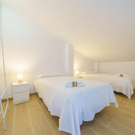 Homeholidaysrentals Zen - Costa Barcelona Apartment *